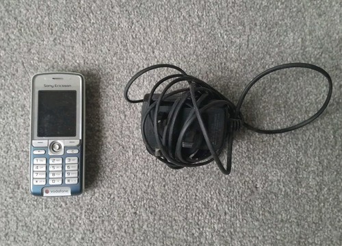 Sony ericsson k310i vodafone - sony,