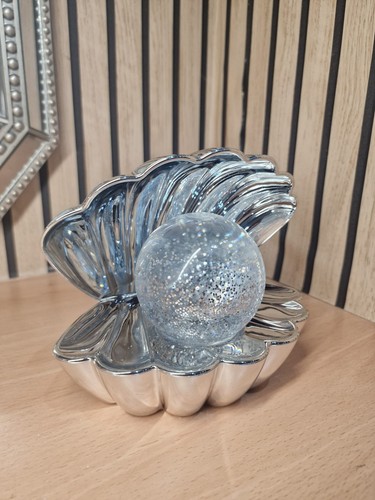 Iridescent clam shell pearl - clam,