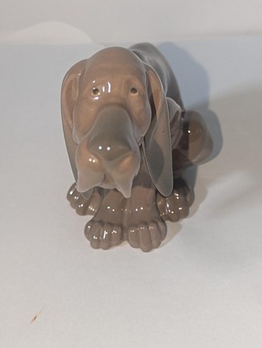 Lladro dog blood hound - dog, figure