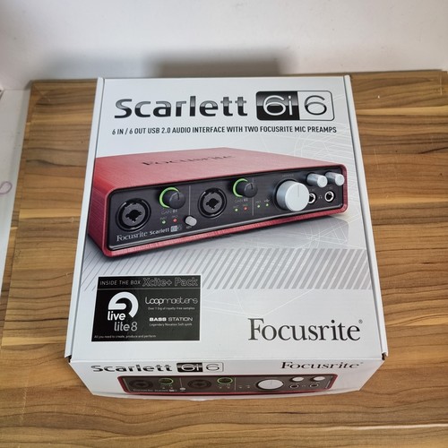 Focusrite scarlett 6i6 - scarlett,
