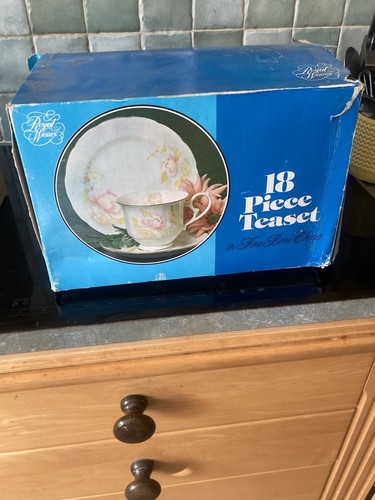Royal wessex piece teaset - royal,