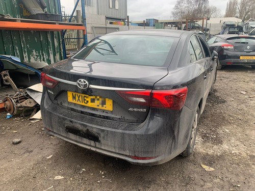 Toyota avensis 2016 - toyota,