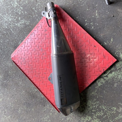 Suzuki gsxr1000 end can - suzuki, k6