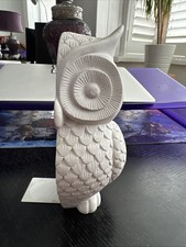 One Heavy White Resin / Owl Book End 8" (20.5cm) Tall,  2.75" (7cm) Wide