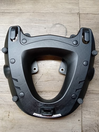 Givi universal monokey rack - givi,