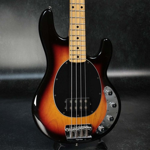 Music man stingray sunburst - man,