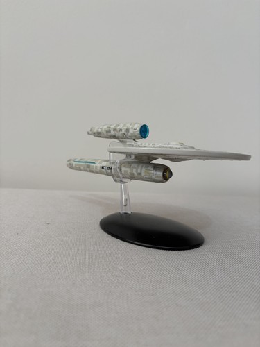 Eaglemoss star trek uss - eaglemoss,