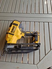DEWALT DCN660 XR 18V Brushless