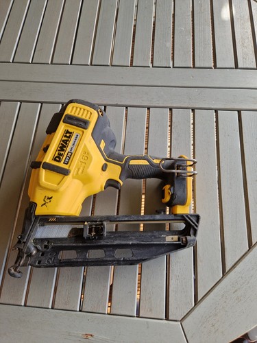 Dewalt dcn660 18v brushless - dewalt,