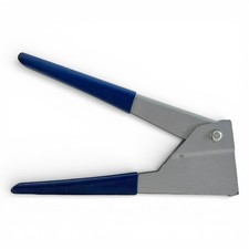 VINTAGE GEO TUCKER EYELET CO