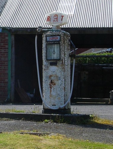 Photo petrol pump old - photo,