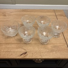 Dessert dishes x 5 , footed