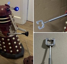 Dr Who 18” Dalek Red Supreme