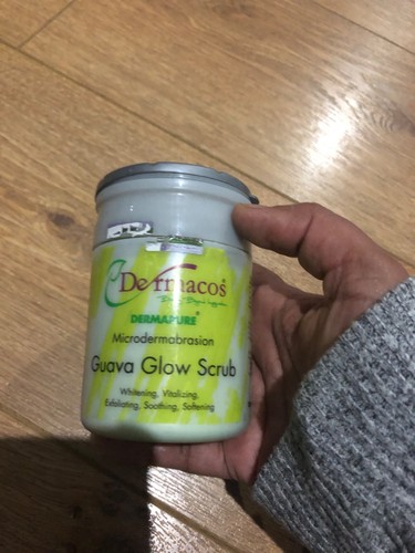 Dermacos guava glow scrub 200g - guava,