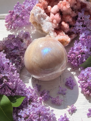 Rainbow moonstone blue flash - rainbow,