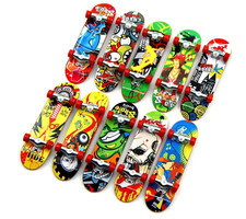 6x Toys Finger Skateboard Set Kids Mini Board Deck Gift Skate Park Tricks 96mm