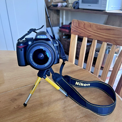 Nikon d3000 dslr - nikon, camera