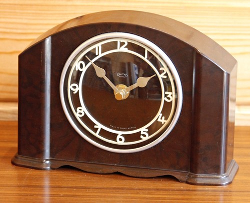 Vintage 20cm smiths - vintage,