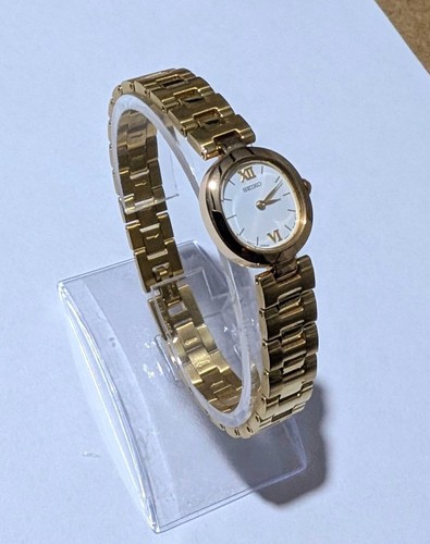 Seiko womens watchquartz - seiko,