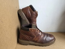 Men's Caterpillar "STOUT" Pre-Distressed BROWN Leather CHUKKA Boots. UK 7