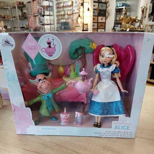 Disney store alice - store, tea