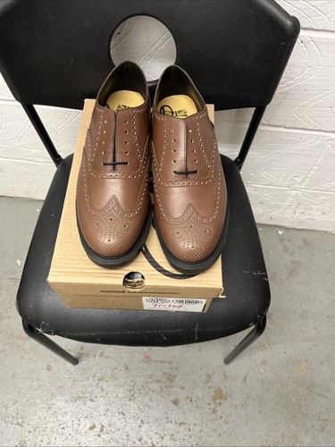 Solovair bukingham mens brogue - bukingham,