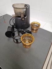 Kuvings NS-721CEM Power Juicer