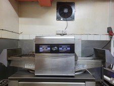   CONVEYOR PIZZA OVEN 