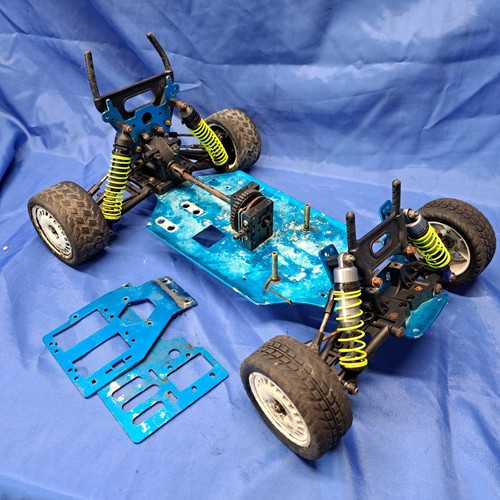 Thunder tiger 4wd nitro - 4wd,
