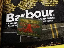  BARBOUR Pin Badge Flashing