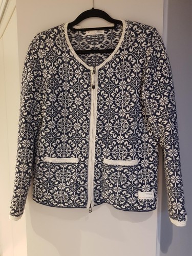 Lovely odd molly - 100%, cotton