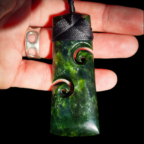 Greenstone pounamu double - pounamu,