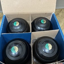 Set of 4 Vitalite Lawn Bowls