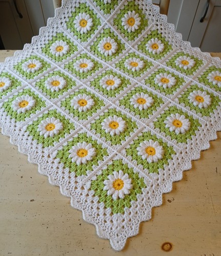 New handmade daisy crochet