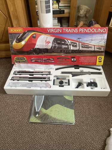 Hornby virgin trains pendolino - hornby,