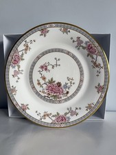 Royal Doulton Canton Dinner Service. Bone China.