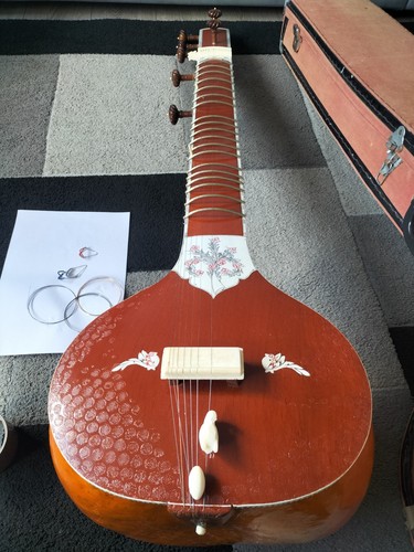 Indian sitar with case - indian, 7