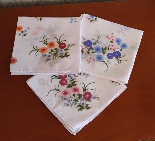 Ladies hankies handkerchiefs - 3,