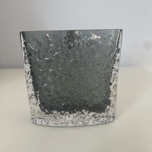 Whitefriars nailhead blow - nailhead,