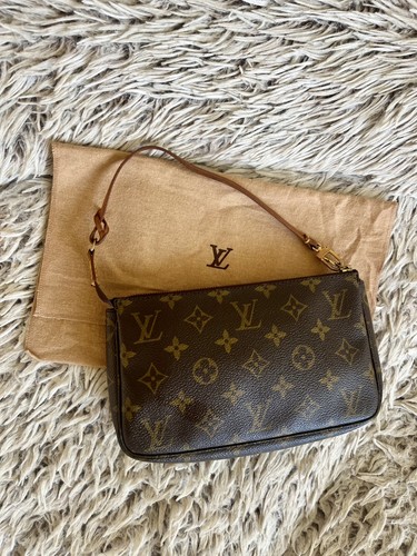 Beautiful vintage louis - vintage,