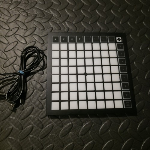 Novation launchpad mini mk3 - launchpad,