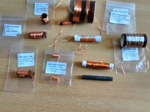 Lot radio coils crystal - of,