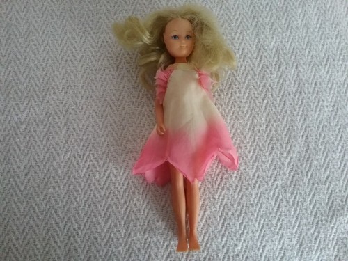 Vintage 1983 hornby flower - vintage,