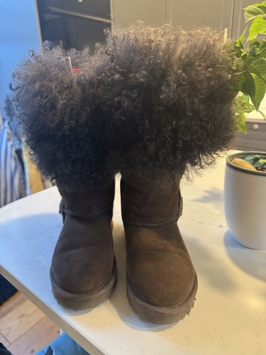 Celtic sheepskin mid calf - celtic,