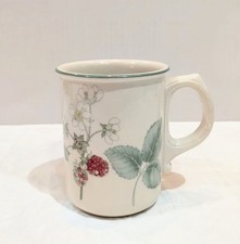 Vintage Wedgwood "Raspberry