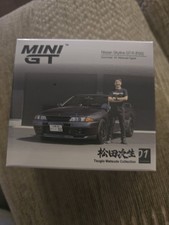 Mini GT #869 Nissan Skyline