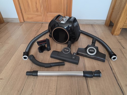 Deep cleaned miele - cleaned, cx1