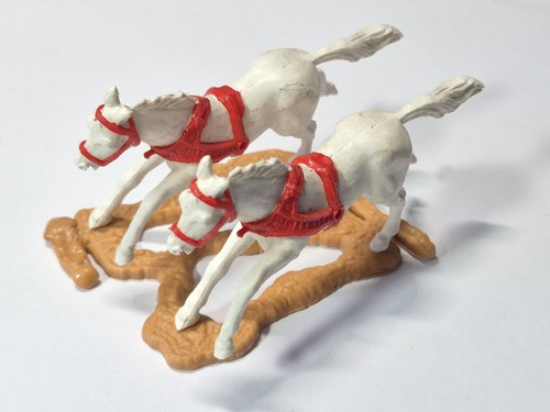 Vintage timpo wild west wagons - vintage,