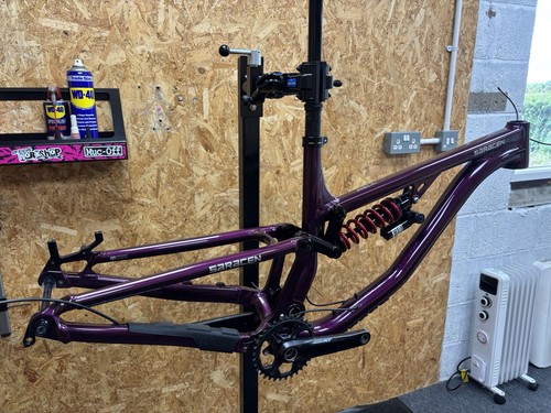 Saracen ariel elite frame 2025 - saracen,
