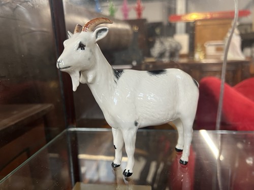 Royal doulton porcelain goat - royal,